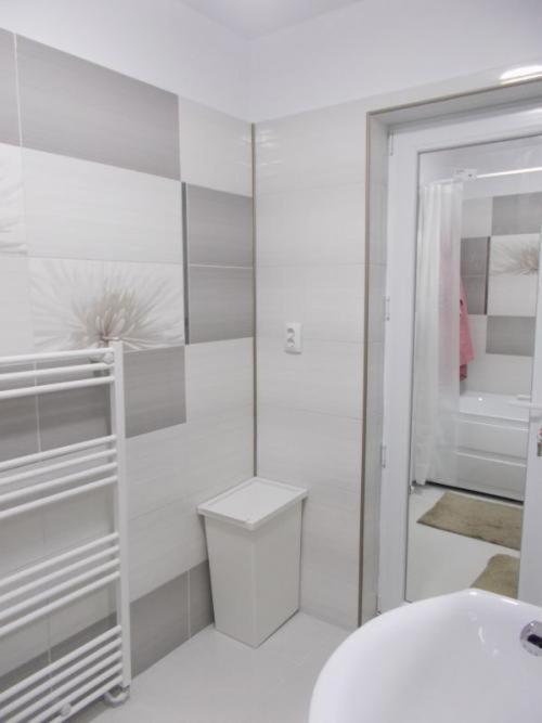 Apartament Tanya トゥルゴヴィシュテ エクステリア 写真